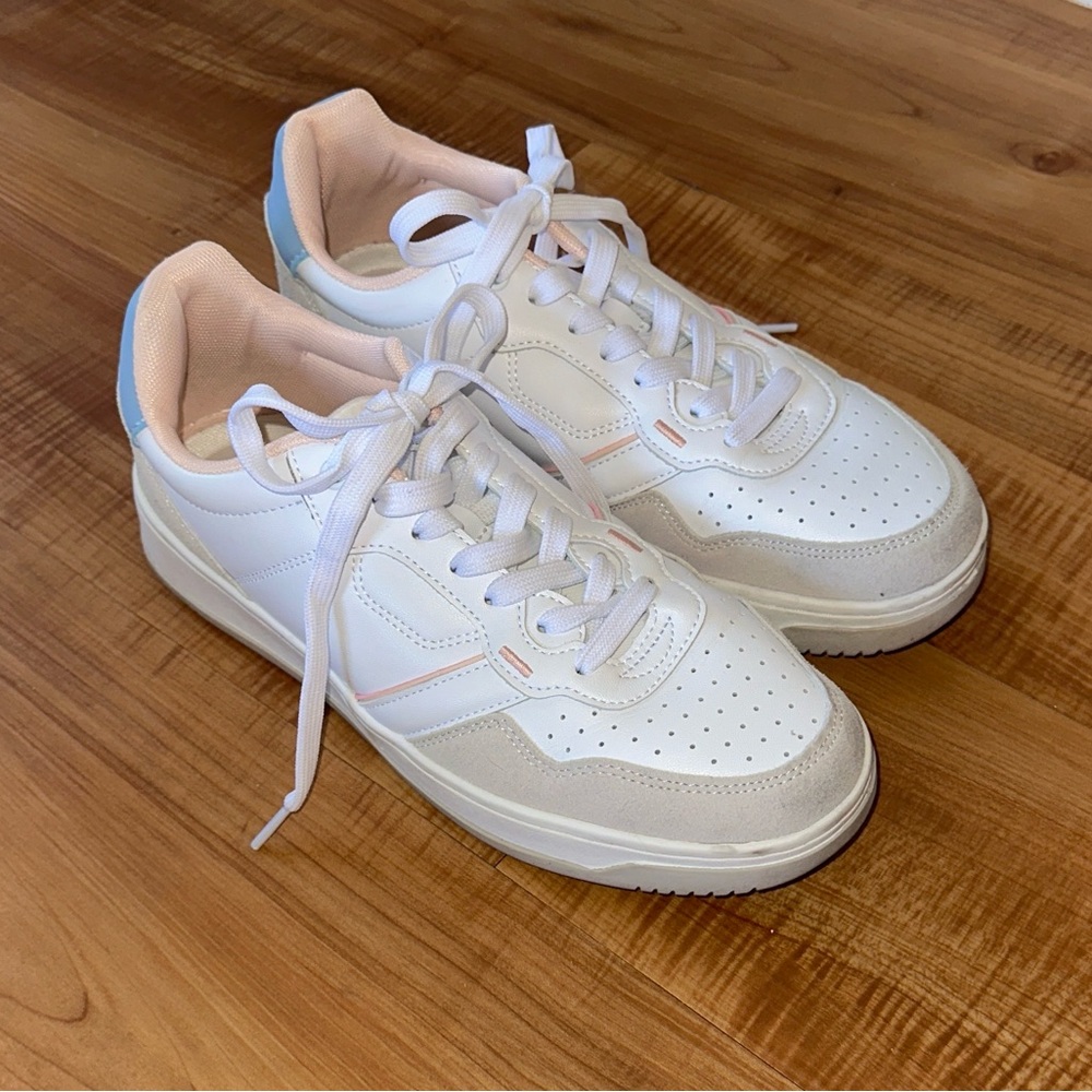 White and Gray Sneakers with Pink Accents